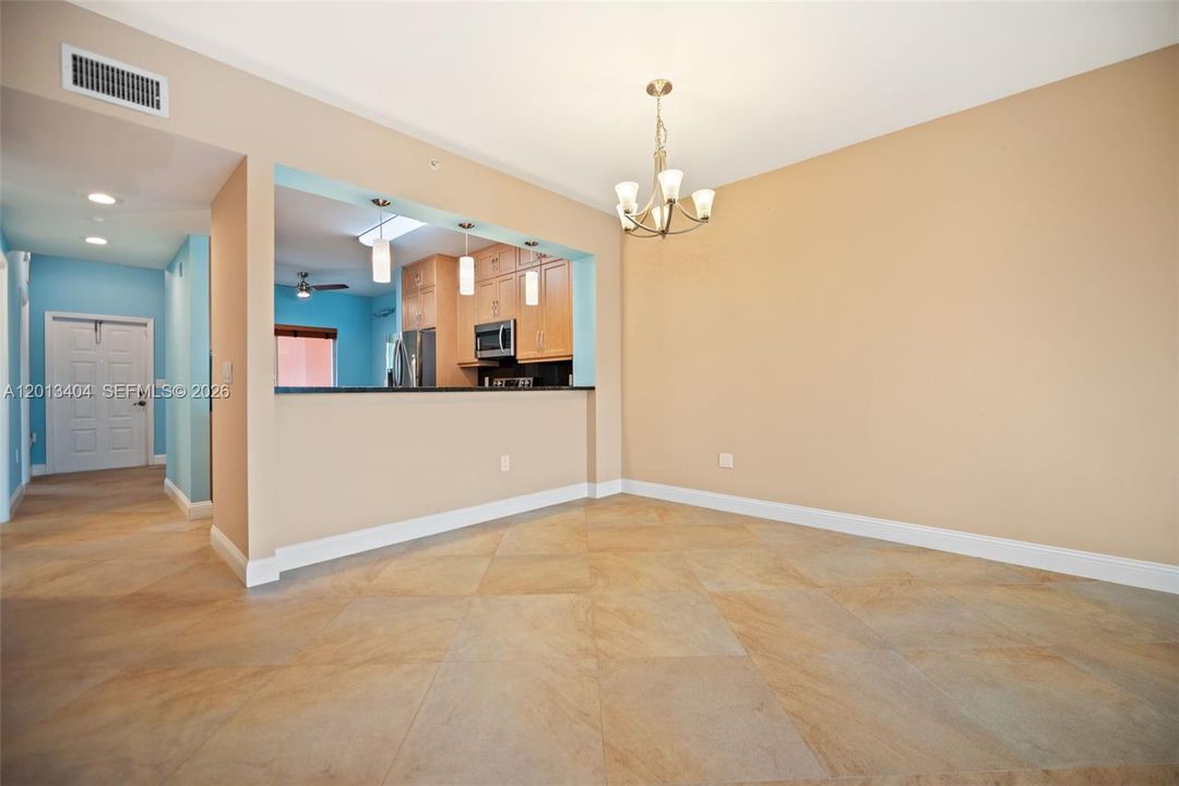 Activo con contrato: $259,900 (2 camas, 2 baños, 1457 Pies cuadrados)
