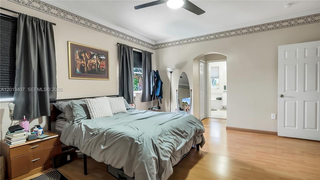 На продажу: $1,299,999 (5 спален, 5 ванн, 3232 Квадратных фут)