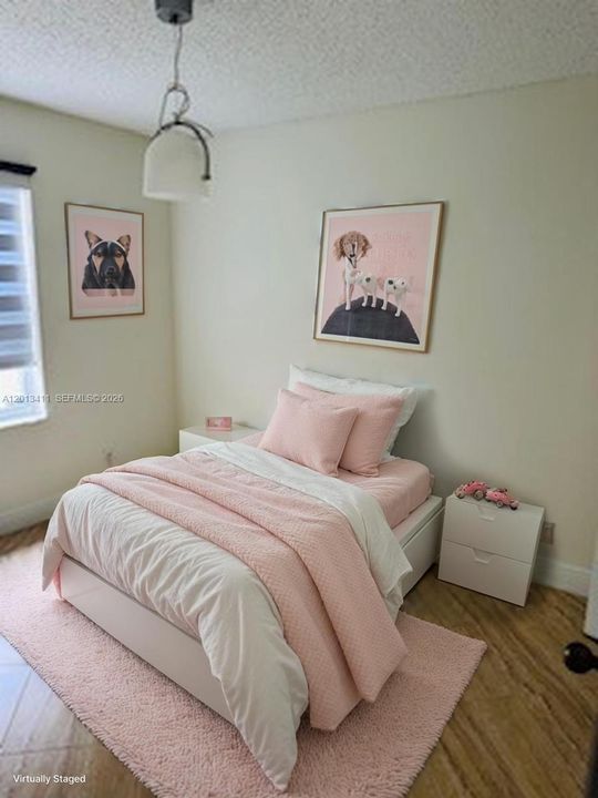 For Sale: $590,000 (3 beds, 2 baths, 1292 Square Feet)