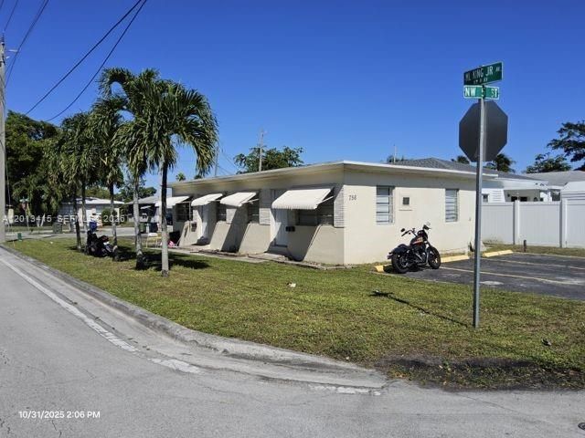 For Rent: $1,390 (1 beds, 1 baths, 500 Square Feet)