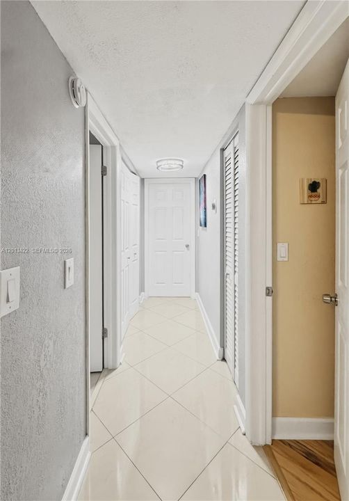 En Venta: $184,990 (2 camas, 2 baños, 1019 Pies cuadrados)