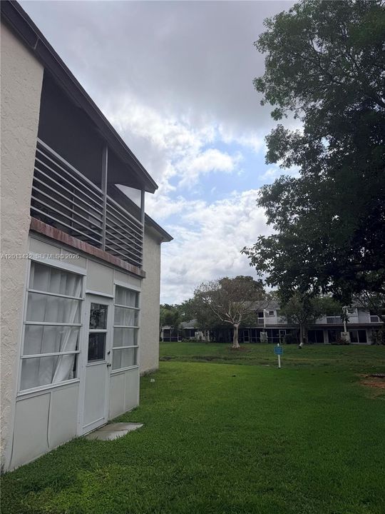 En Venta: $184,990 (2 camas, 2 baños, 1019 Pies cuadrados)