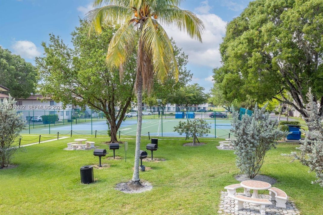 En Venta: $184,990 (2 camas, 2 baños, 1019 Pies cuadrados)