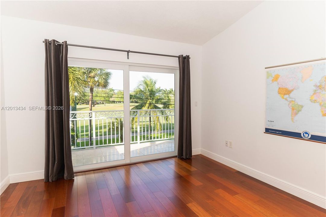 Active With Contract: $11,000 (4 beds, 3 baths, 2798 Square Feet)