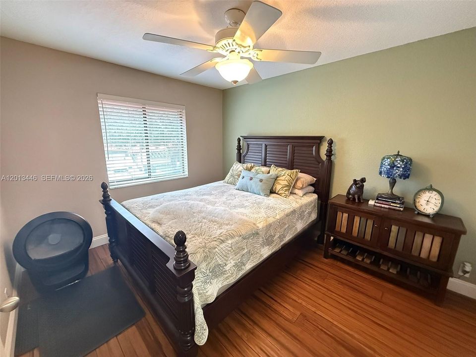 For Sale: $460,000 (3 beds, 2 baths, 1600 Square Feet)