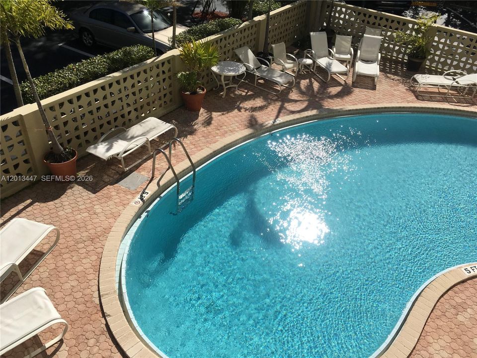 For Rent: $4,500 (2 beds, 2 baths, 1123 Square Feet)
