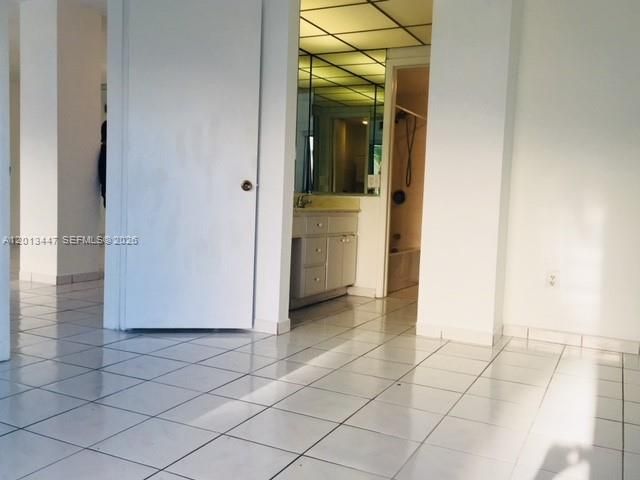 For Rent: $4,500 (2 beds, 2 baths, 1123 Square Feet)