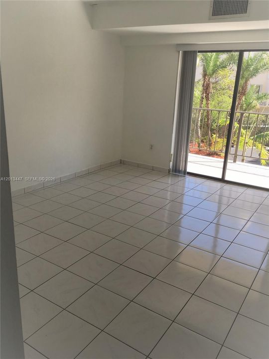 For Rent: $4,500 (2 beds, 2 baths, 1123 Square Feet)