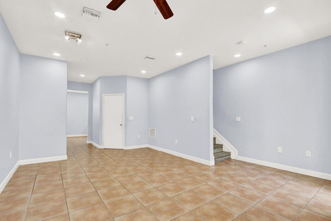 2nd Floor Living Room