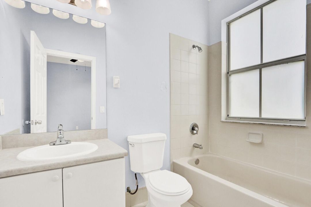 3rd Floor 2nd Master Ensuite