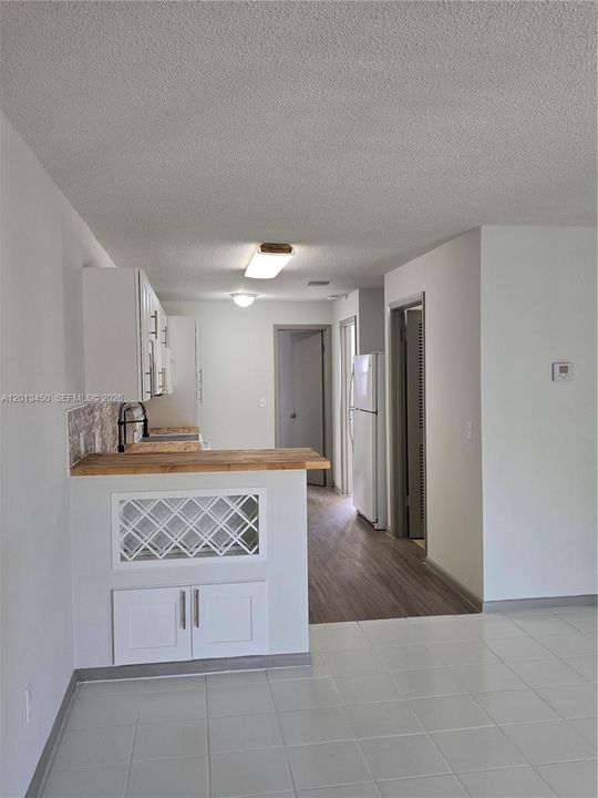 For Sale: $115,000 (1 beds, 1 baths, 840 Square Feet)