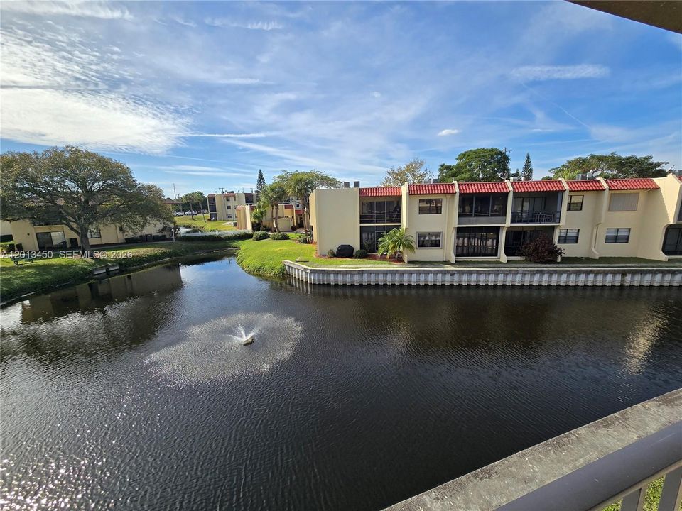 For Sale: $115,000 (1 beds, 1 baths, 840 Square Feet)