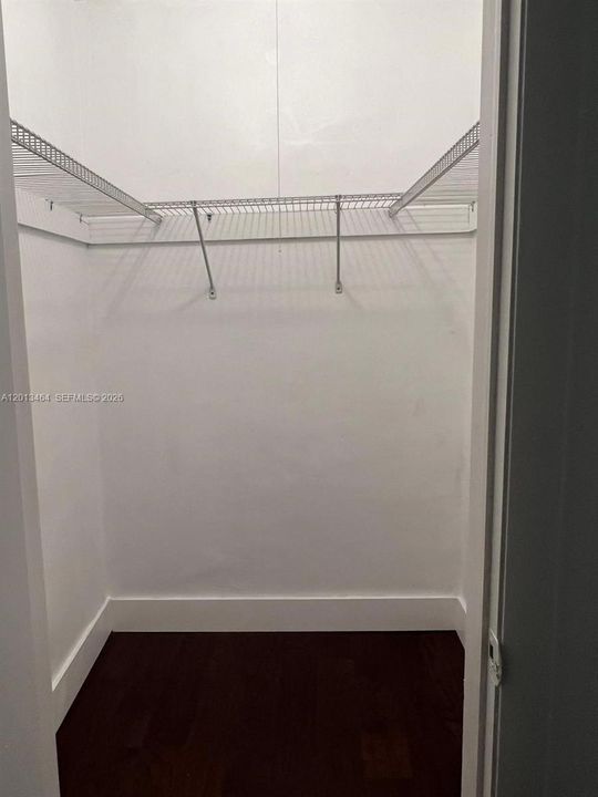 Под контрактом: $2,700 (2 спален, 1 ванн, 1314 Квадратных фут)