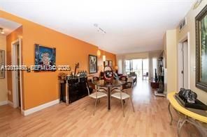 Recently Rented: $2,500 (0 beds, 0 baths, 762 Square Feet)
