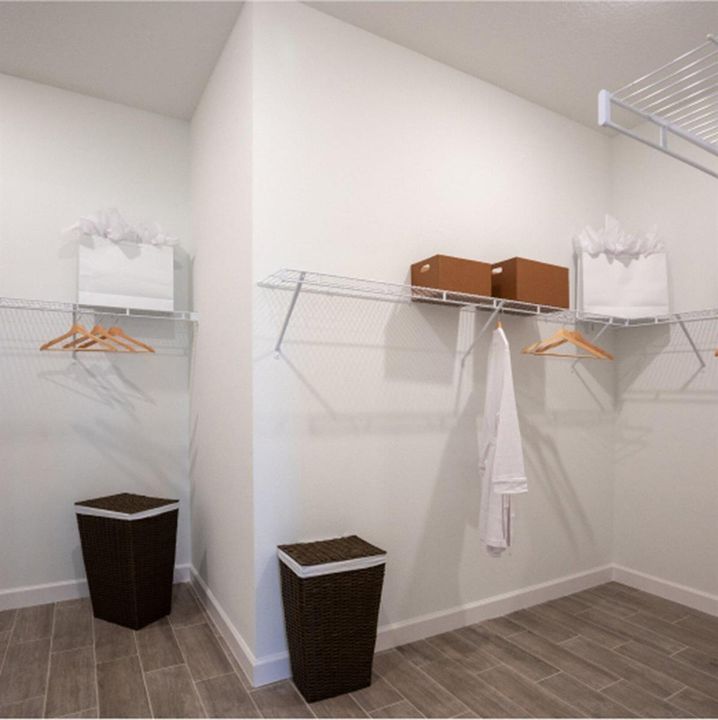 walk in closet