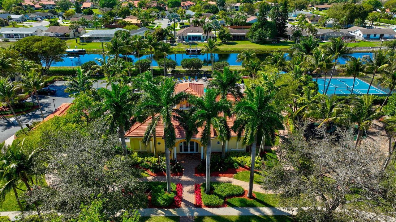 clubhouse aerial