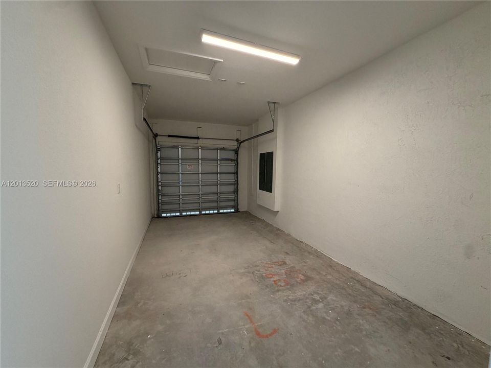 Active With Contract: $4,700 (5 beds, 3 baths, 0 Square Feet)
