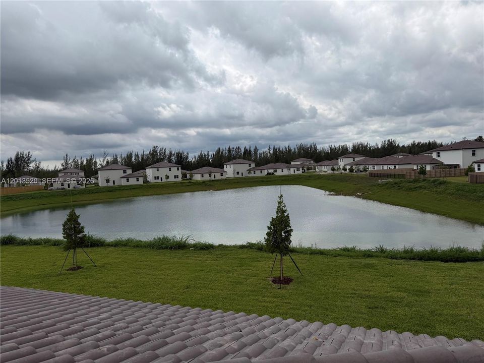 Active With Contract: $4,700 (5 beds, 3 baths, 0 Square Feet)