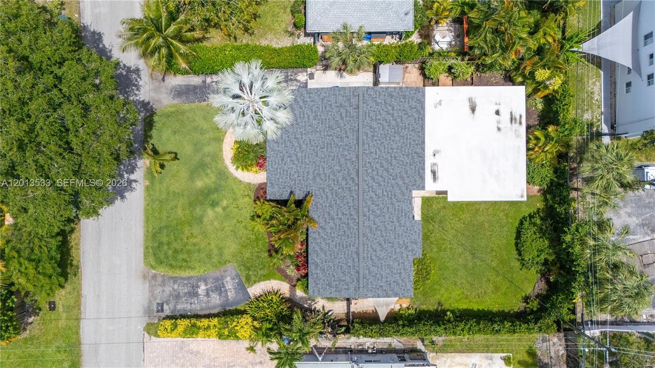 En Venta: $725,000 (3 camas, 3 baños, 1697 Pies cuadrados)