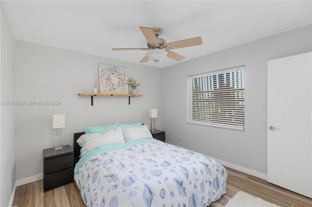 En Venta: $725,000 (3 camas, 3 baños, 1697 Pies cuadrados)