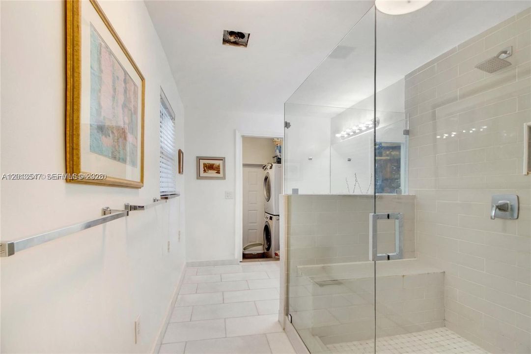 В аренду: $6,900 (3 спален, 2 ванн, 1422 Квадратных фут)