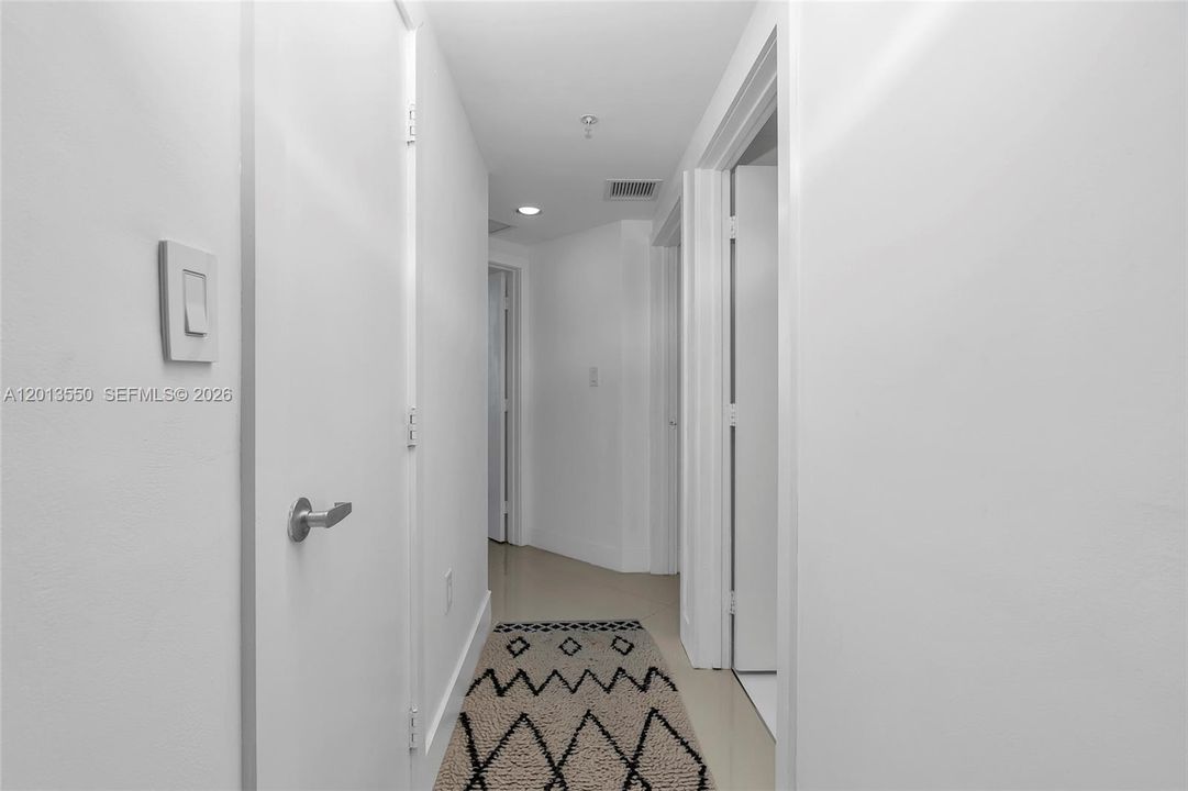 Недавно арендовано: $3,500 (2 спален, 2 ванн, 1350 Квадратных фут)