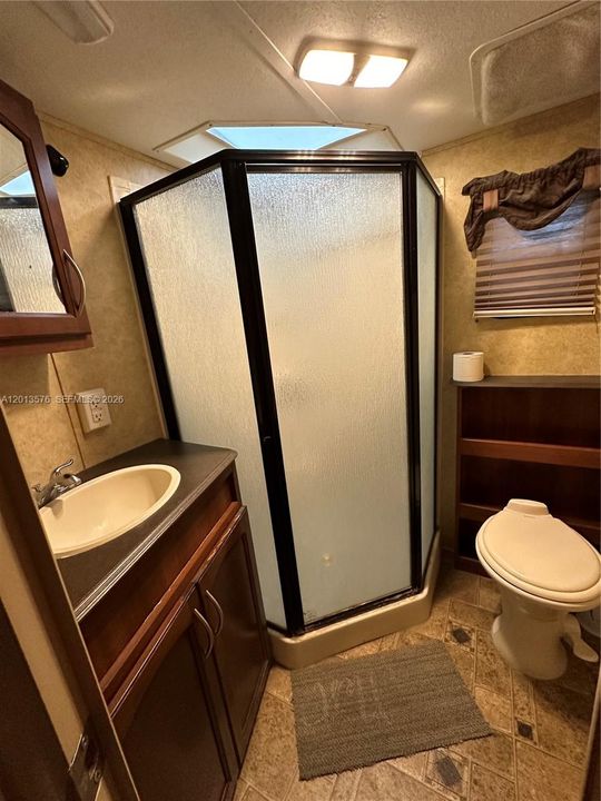 En Renta: $1,450 (1 camas, 1 baños, 1300 Pies cuadrados)