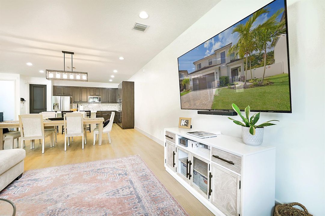 6151 Yerba Buena Court-12