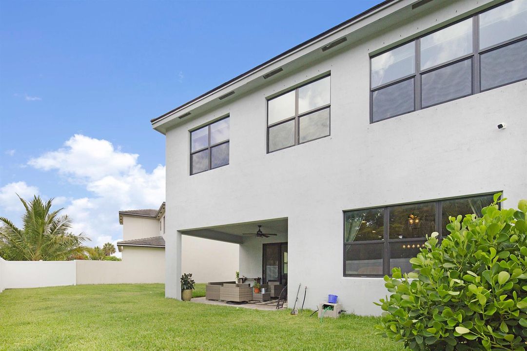 6151 Yerba Buena Court-39