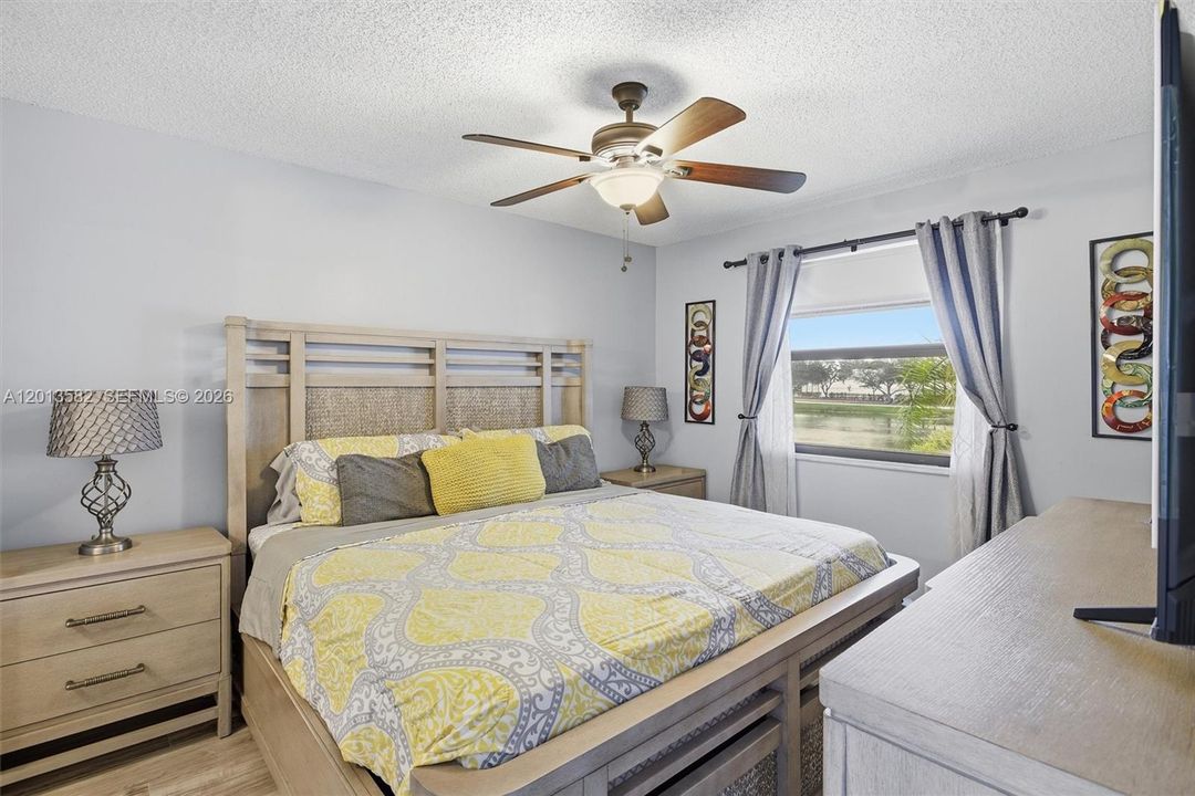 For Sale: $186,999 (1 beds, 1 baths, 630 Square Feet)