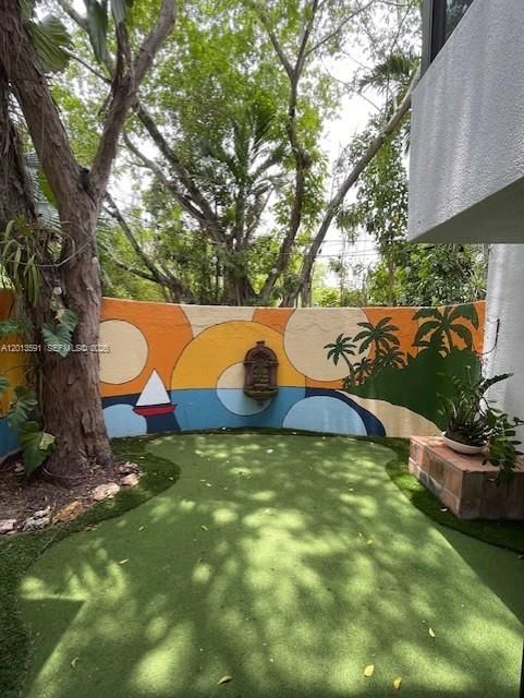Activo con contrato: $6,000 (3 camas, 3 baños, 1195 Pies cuadrados)