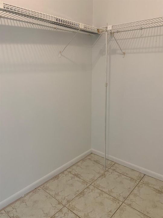 Master Walking Closet