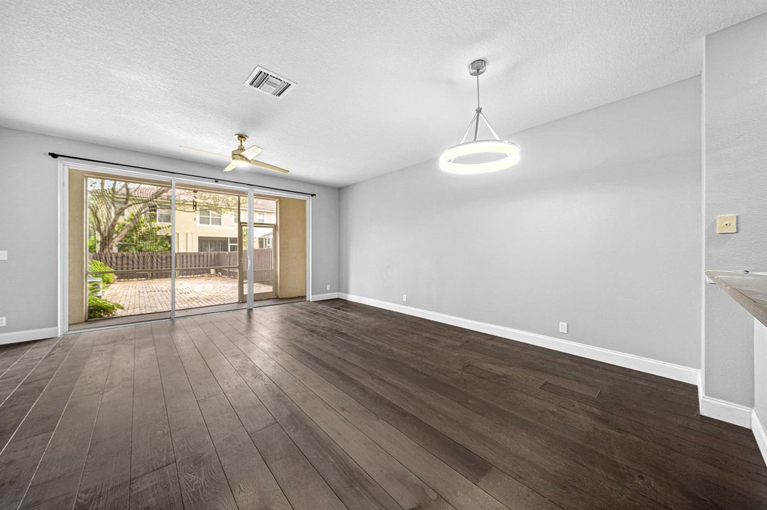 010-9663LagoDrive-BoyntonBeach-FL-33472-