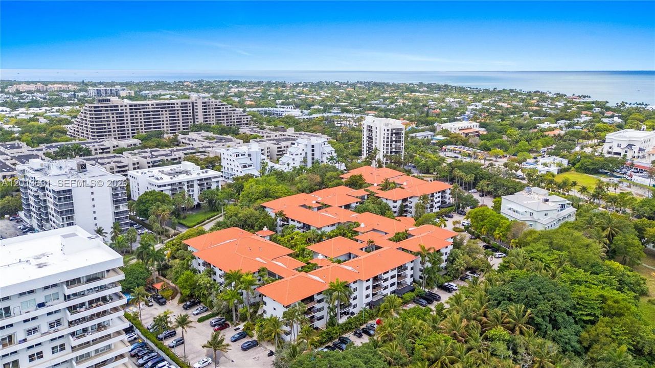 For Sale: $789,000 (2 beds, 2 baths, 1450 Square Feet)