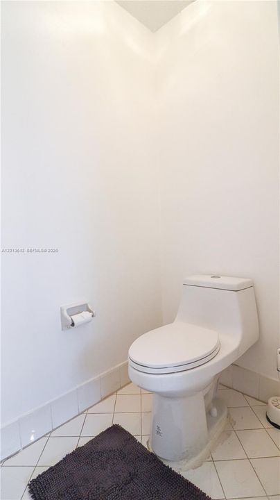 Activo con contrato: $3,400 (3 camas, 2 baños, 1676 Pies cuadrados)
