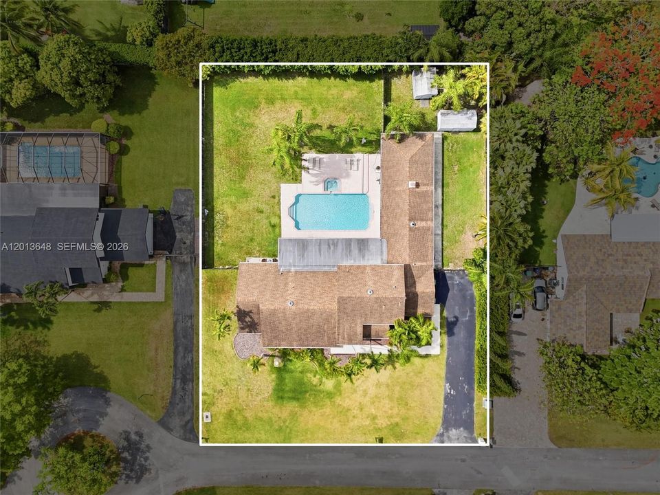 На продажу: $1,399,900 (5 спален, 3 ванн, 3772 Квадратных фут)