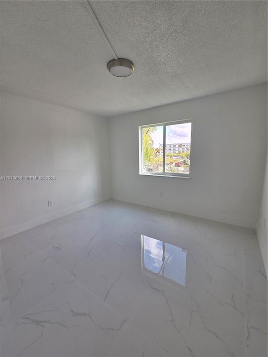 En Venta: $215,000 (2 camas, 1 baños, 1075 Pies cuadrados)