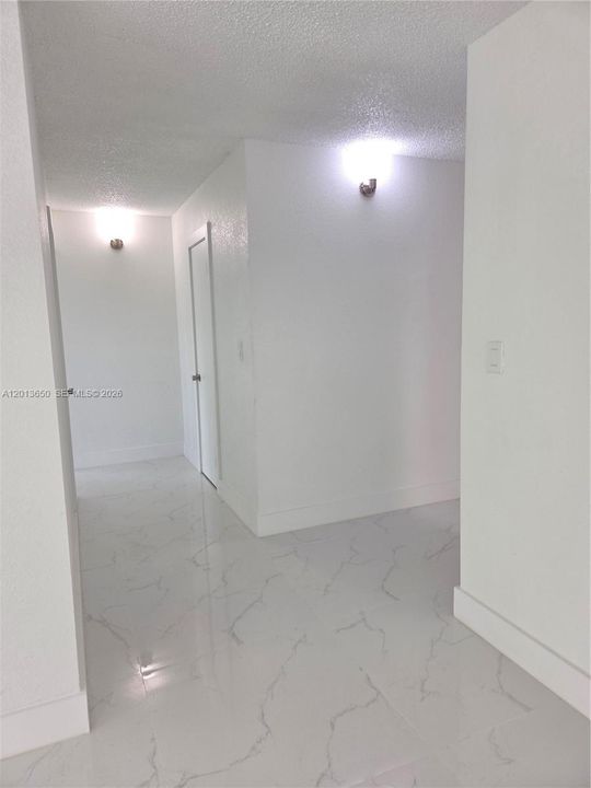 En Venta: $215,000 (2 camas, 1 baños, 1075 Pies cuadrados)