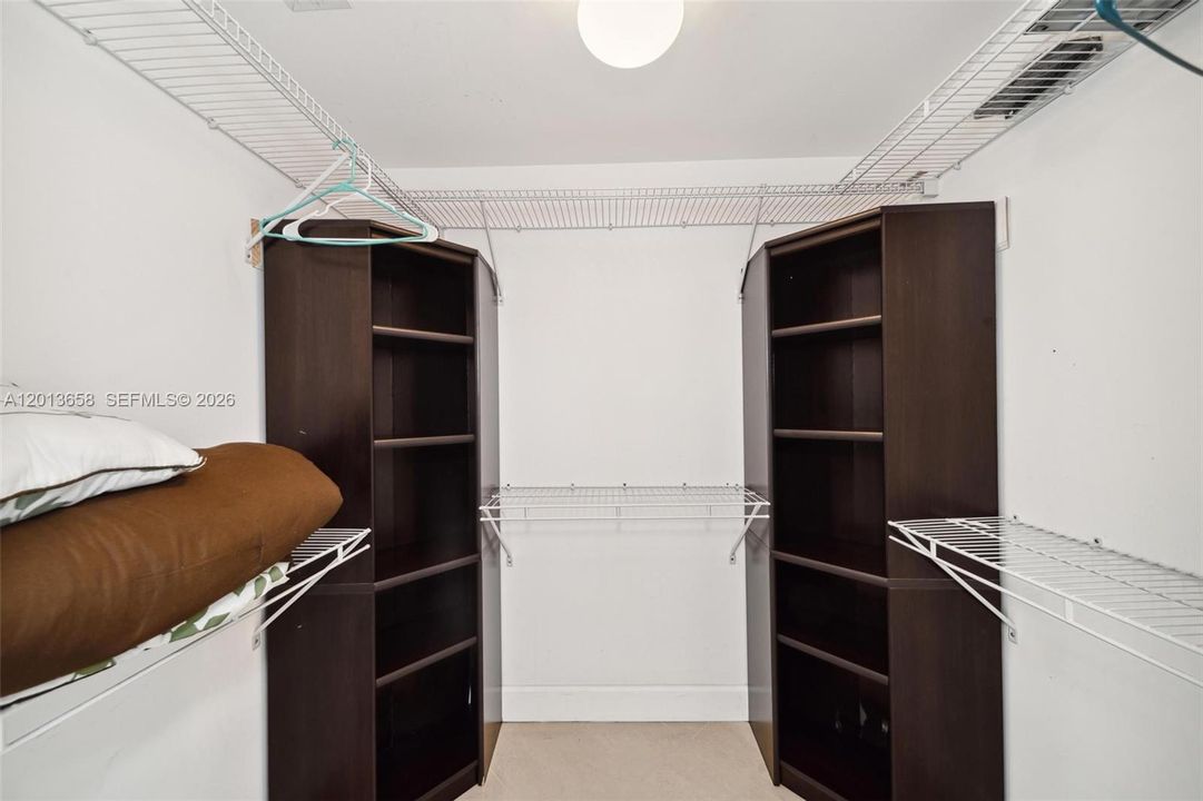 En Renta: $10,000 (3 camas, 3 baños, 2065 Pies cuadrados)