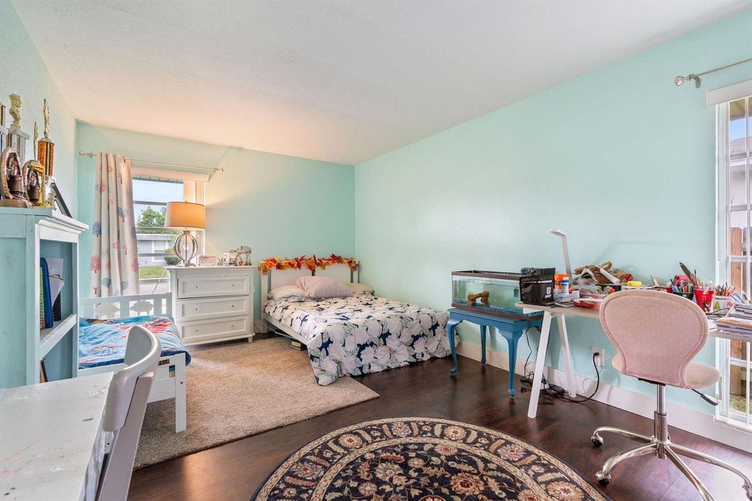 2nd Bedroom