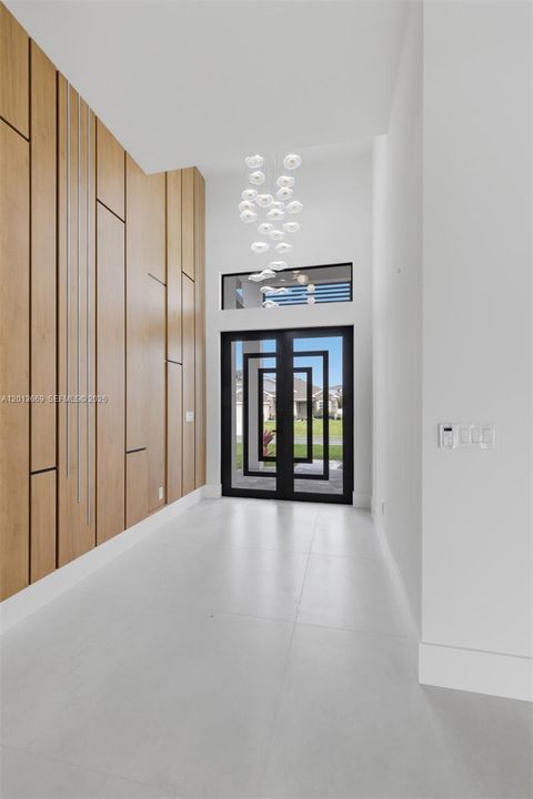 En Venta: $795,000 (4 camas, 4 baños, 2416 Pies cuadrados)