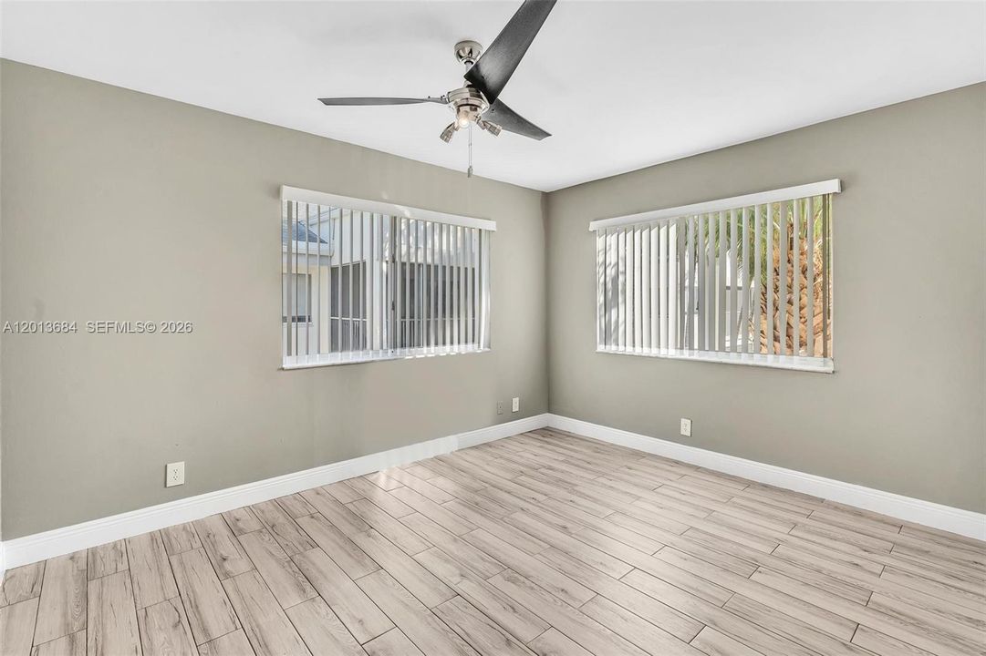 En Venta: $174,900 (1 camas, 1 baños, 695 Pies cuadrados)