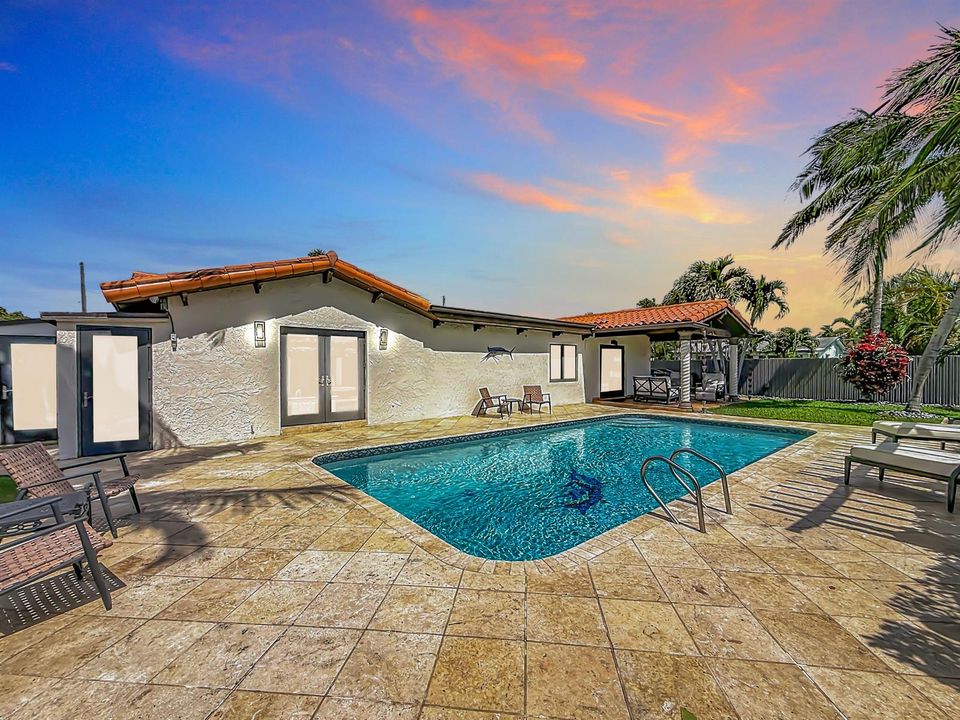 -736 NW 12th Avenue-Twilight Photos-2