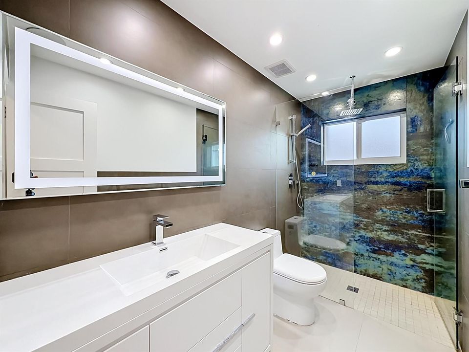 736 NW 12th Avenue-64