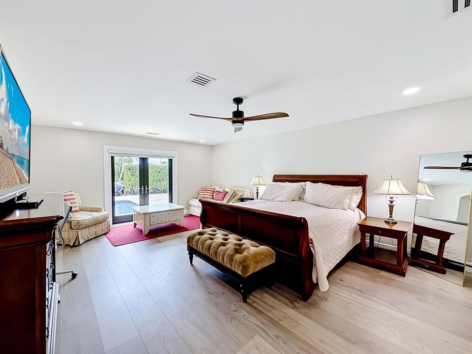 736 NW 12th Avenue-66