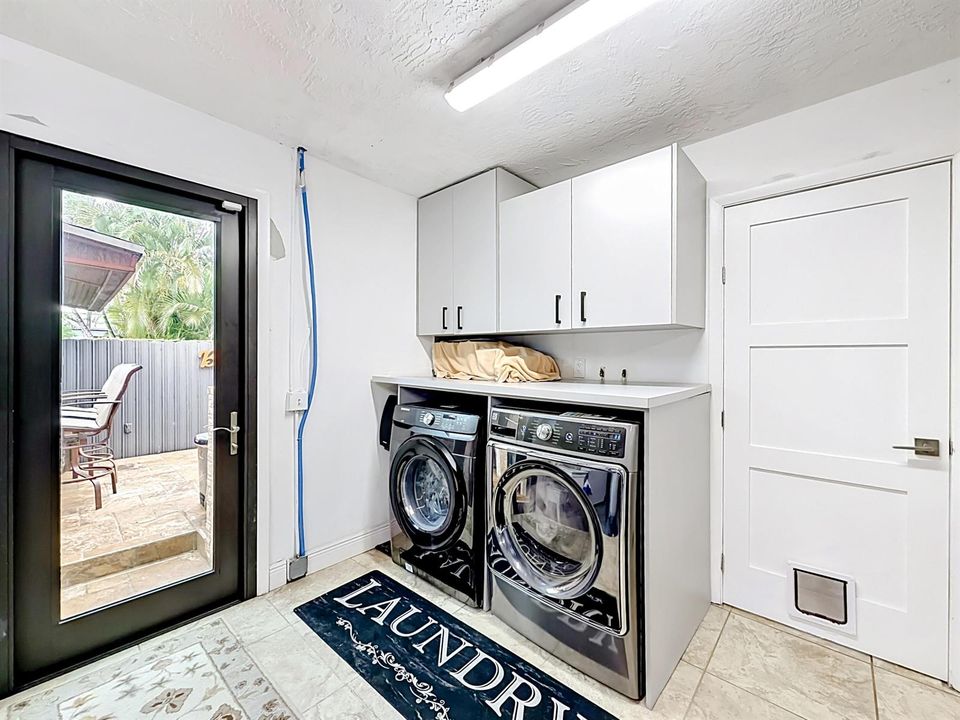 736 NW 12th Avenue-101