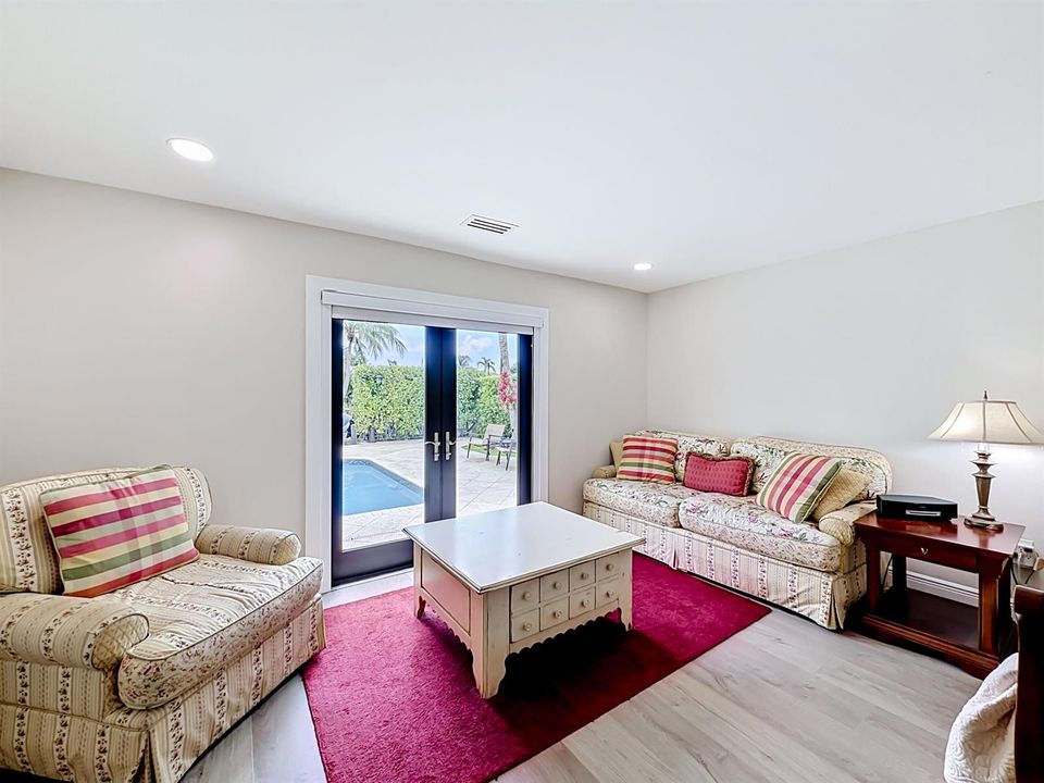 736 NW 12th Avenue-72
