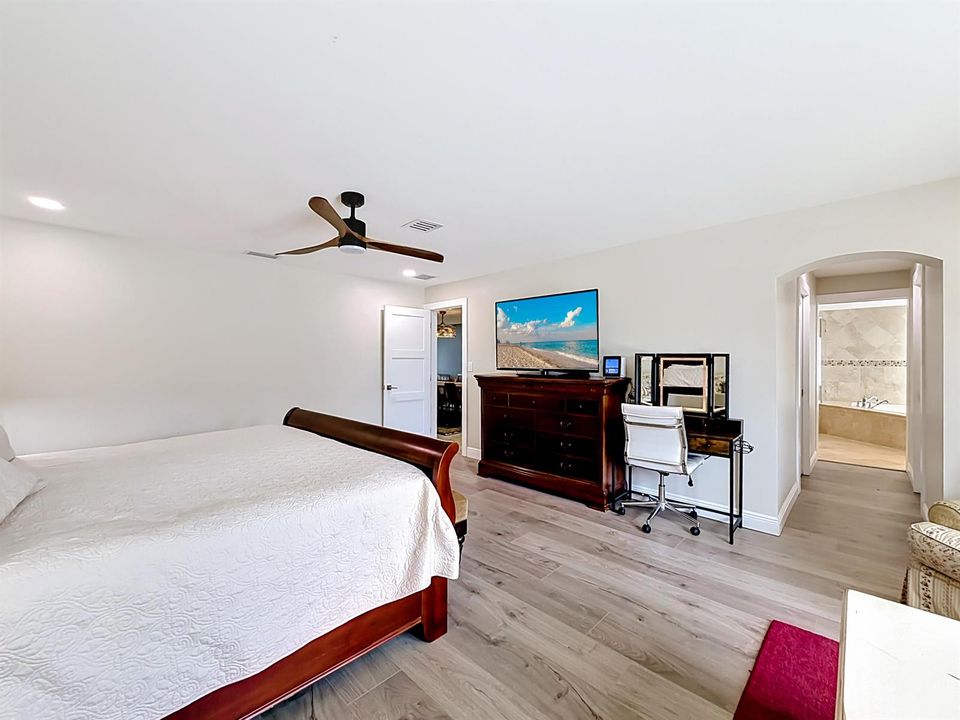 736 NW 12th Avenue-68
