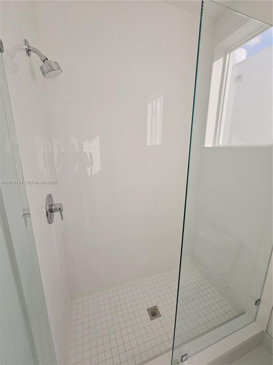 For Rent: $12,000 (6 beds, 7 baths, 4874 Square Feet)