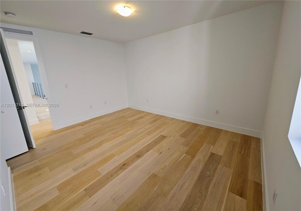 For Rent: $12,000 (6 beds, 7 baths, 4874 Square Feet)